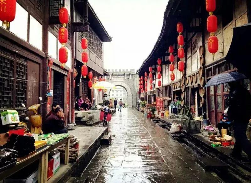 生活中那些琐事适合聊,应该怎 么聊?——高效解答,即点即问